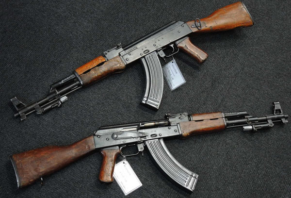 絶版希少　FTC 五六式小銃(AK-47)ガスガン ほぼ未使用 絶版希少 FTC 五六式 小銃 AK-47 ダミー 銃剣 実物