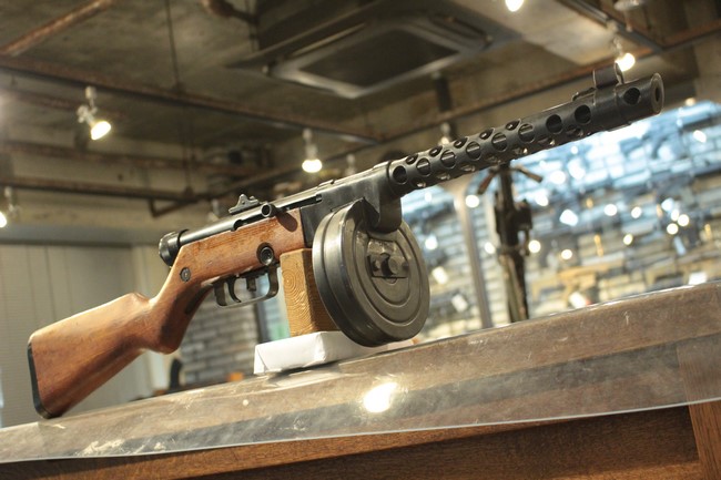 [無可動装飾美術品] M49/57 サブマシンガン 似ているようで似ていないM49/57 短機関銃 | Chicago Blog