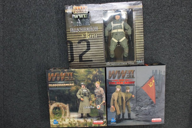 大阪店よりドイツ軍、ソ連軍などの1/6アクションフィギュアを 大阪店よりドイツ軍、ソ連軍などの1/6アクションフィギュアを