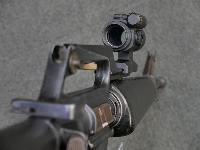 米軍実物 Aimpoint グースネックマウント M4 M16 米軍実物 Aimpoint グースネックマウント M4・M16 キャリー