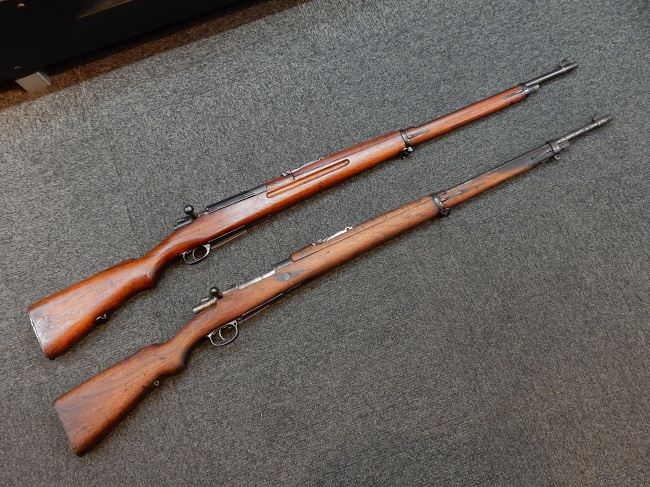 親子か兄弟か? 似てる? シャム モーゼル45式小銃と奉天十三年式歩兵銃