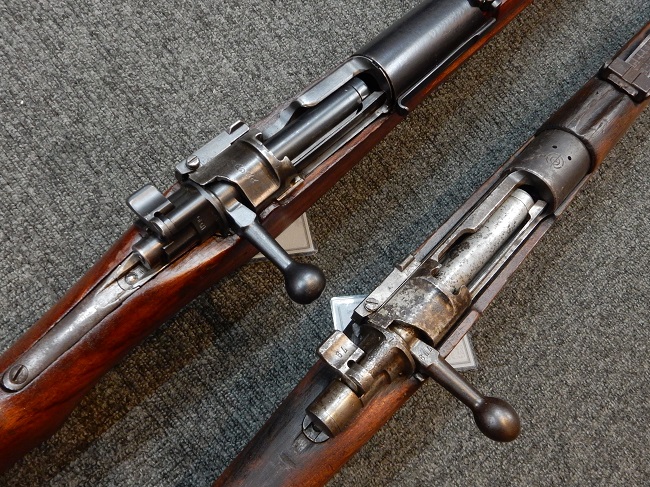 親子か兄弟か? 似てる? シャム モーゼル45式小銃と奉天十三年式歩兵銃