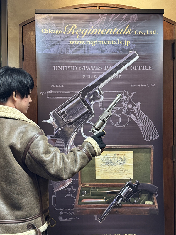 ビクトリーショーの宮崎商店(しかご堂)ブースにて松本零士先生旧蔵品の