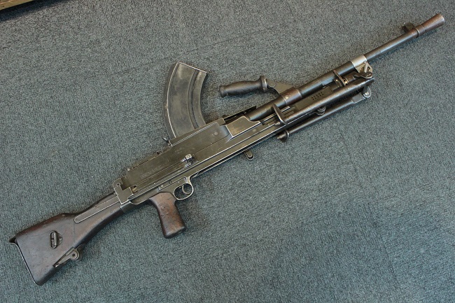 哲*様 ブリキ機関銃　輸出用 結構切羽詰まってますね…1943年製ブレン Mk II 軽機関銃