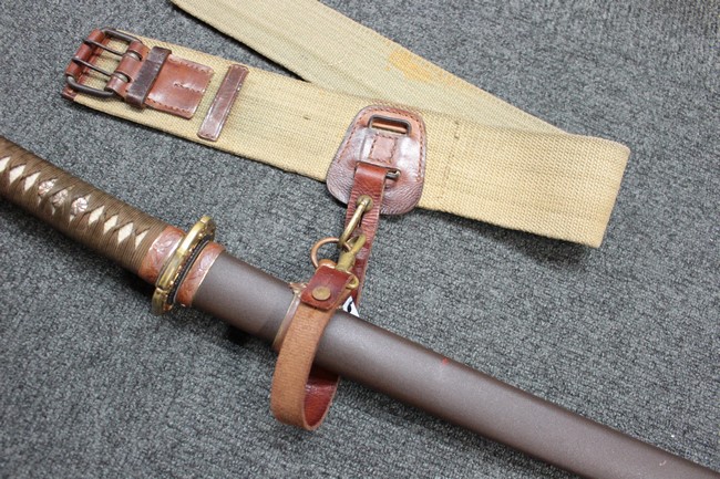 実物【日本軍】将校略刀帯(旧型刀帯) 本当は将校用… ～ 日本陸軍 下士官刀帯 (中田商店・複製品)│ナナシ
