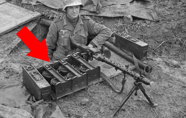 久しぶりのMG34/42バスケット・マガジン・コンテナ | Chicago Blog