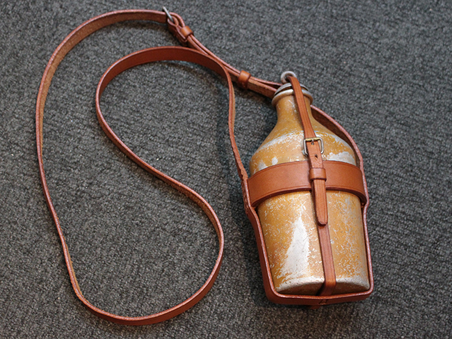 大阪アルミニウム」刻印入り陸軍旧型水筒 | Chicago Blog