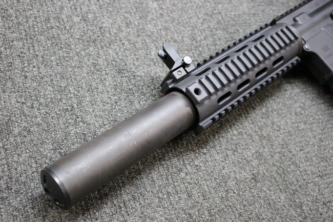 サイレンサー内蔵 M4A1 カービン | Chicago Blog