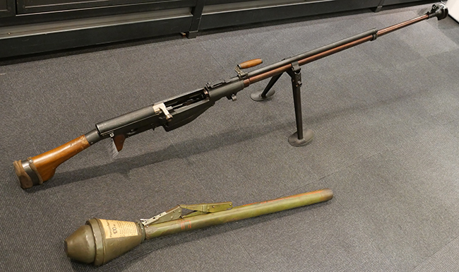 強化型パンツァーファウストだ | Chicago Blog