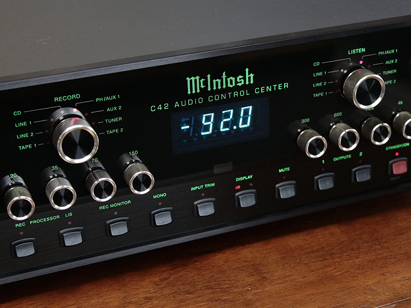 Macintosh C40 audio control center（McIntosh C40 Control