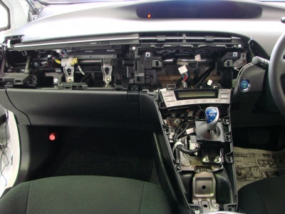 熊本 プリウス パナソニック CN-LS810D 8インチ カーナビ 取り付け
