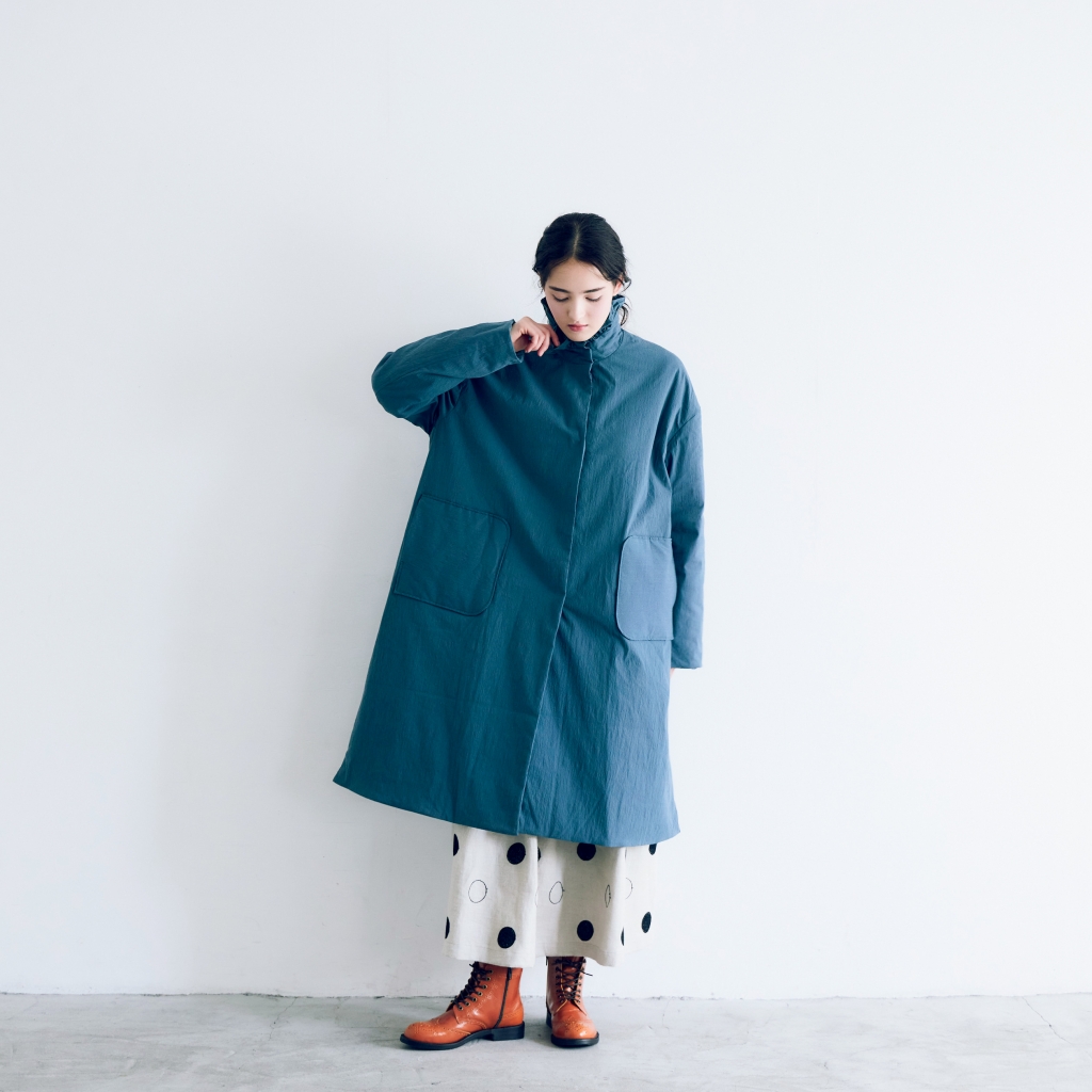 コルトレイクリネン スプリングコート 炭黒よりな紺色 コルトレイク