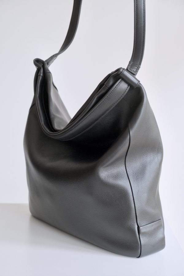 STYLECRAFT ブラックハンドバッグ 2024f/w:style craft | NIAGARA HOUSE