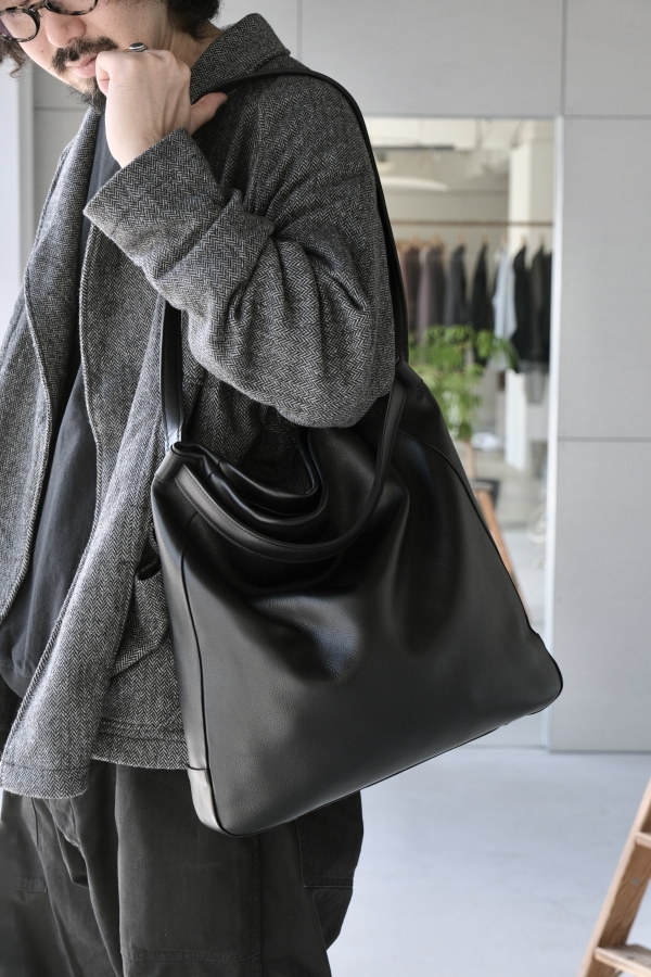 STYLECRAFT ブラックハンドバッグ 2024f/w:style craft | NIAGARA HOUSE
