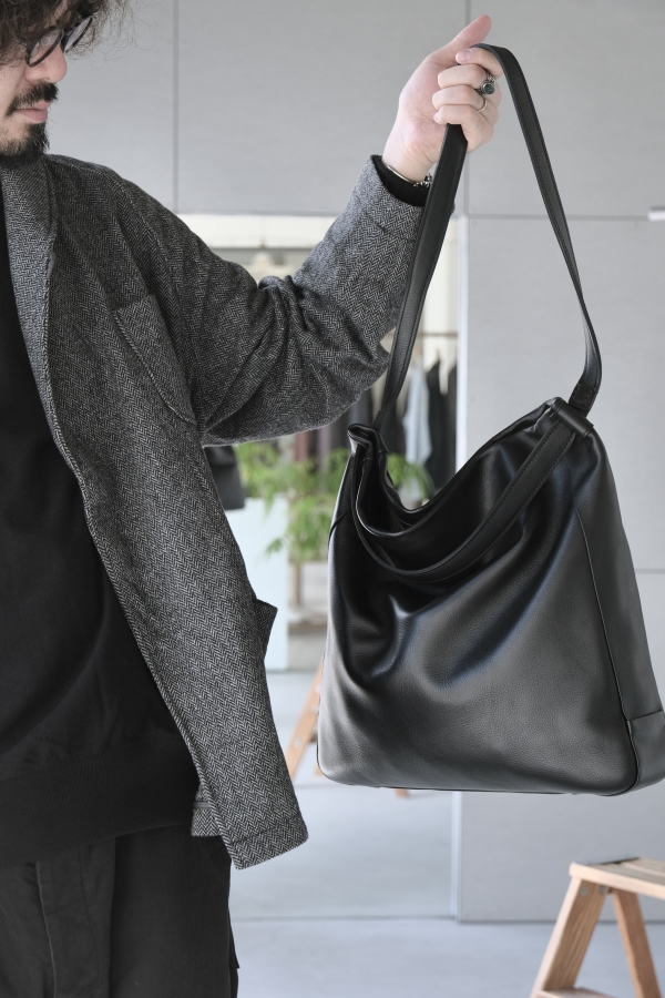 STYLECRAFT ブラックハンドバッグ 2024f/w:style craft | NIAGARA HOUSE