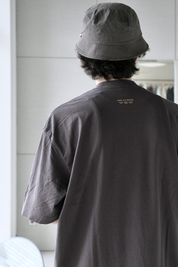 帽子 ENDS and MEANS Bucket hat Gray Small ENDS and MEANS Bucket Hat – CUXTON HOUSE