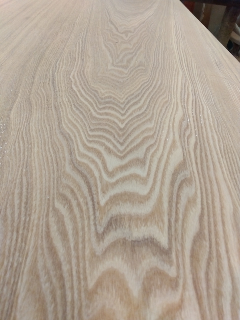 タモの素敵な木目♪ 杉の趣きある板に変身♪ | 無垢の家具の製作日記(SHOKO-woodcraft furniture-)