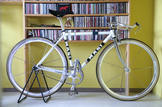 MICHE Supertype Seat Post | ある日の光
