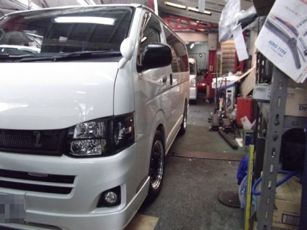 3型ハイエースインナーブラック