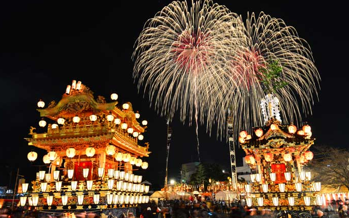 51年目の冬祭り　秩父夜祭2025 コラボパーカー　サンドベージュ　紙袋つき 秩父夜祭 2024 | 奥秩父 手打そば「竹家」