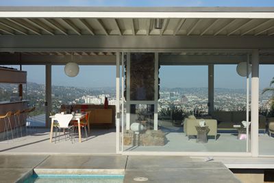 岩切剣一郎の建もの探訪！『CASE STUDY HOUSE＃22』 | HIGH＆LOW