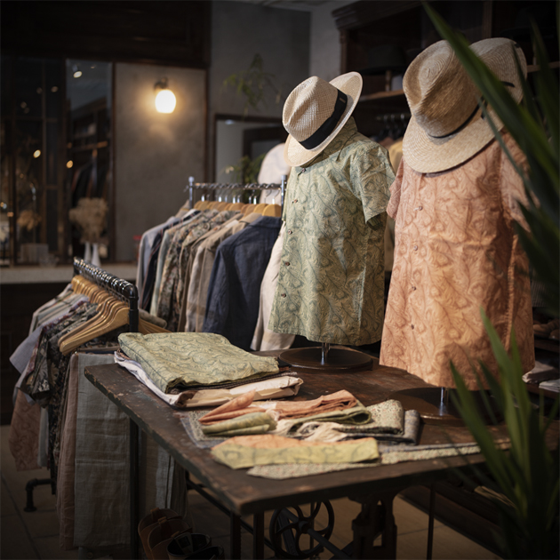 明日からはADJUSTABLE COSTUME 2025 Spring&Summer コレクション