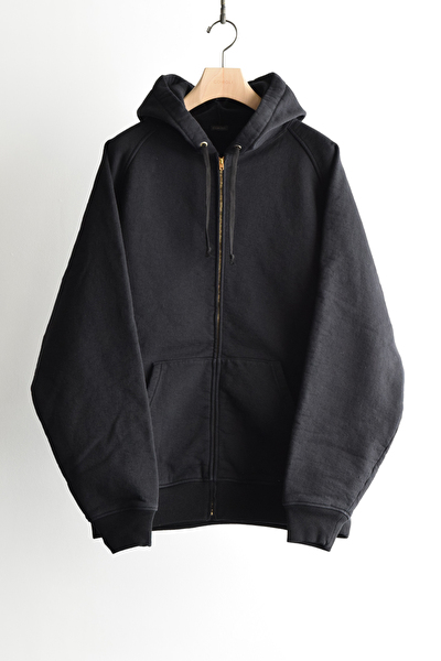 1.9 NEW RELEASE / COMOLI | SQUARE ONE