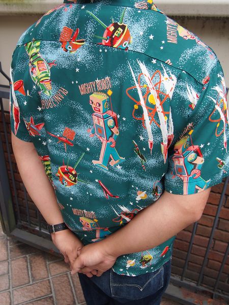 SUN SURF THE DAYS OF SPACE ROBOT