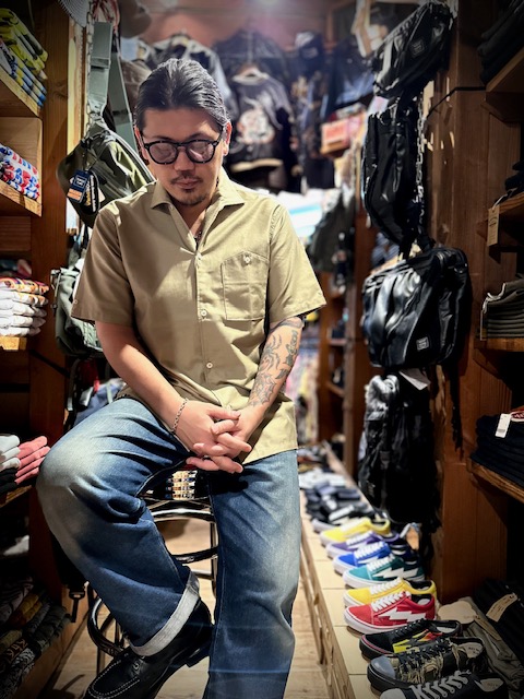 毎度人気のウェアハウスからオープンカラーシャツが入荷です