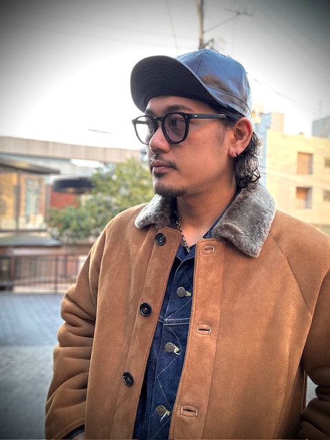 いつものスタイルが上品に！！ダッパーズのレザーワークキャップ
