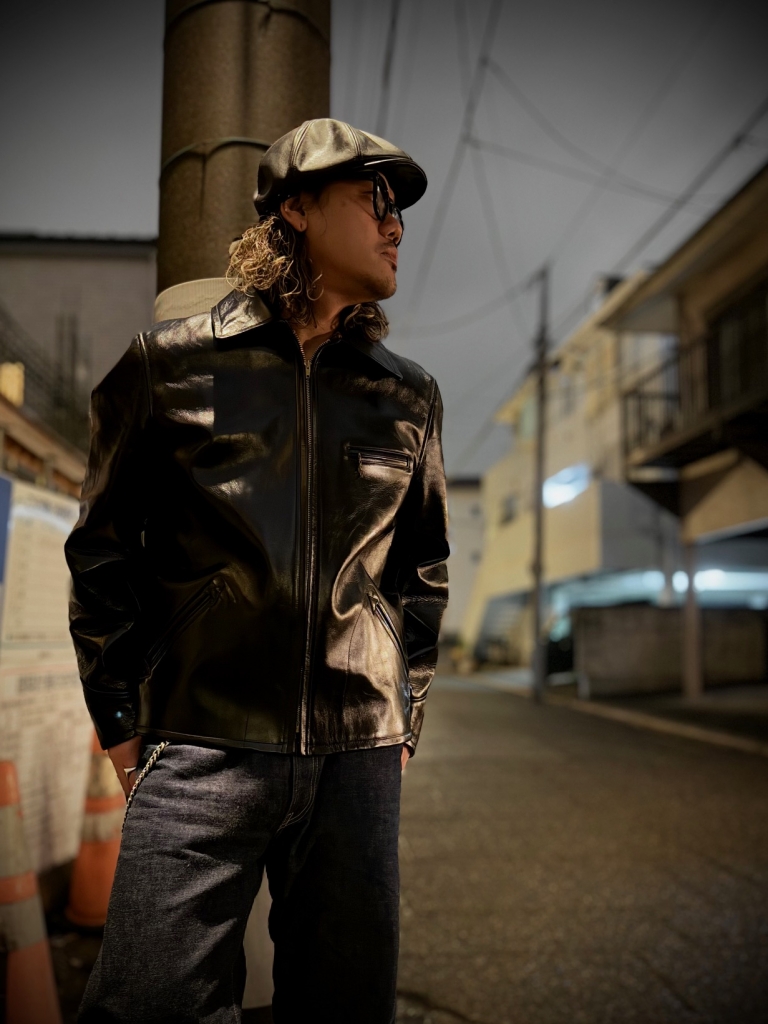 年末というこのタイミングで実名復刻のレザージャケット登場