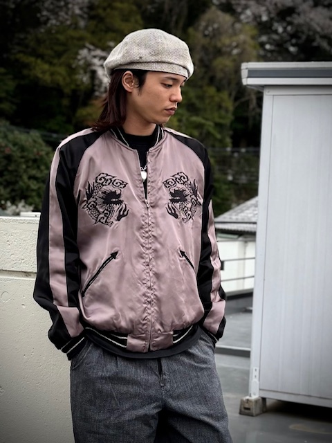 港商から珍しいモノトーンのスカジャンが！！ | JUNKY CLASSICS