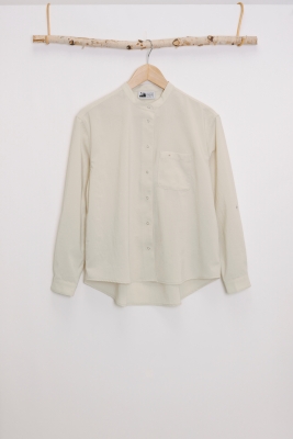 四角友里さんデザインの山シャツTシャツ入荷しました!! | 山と