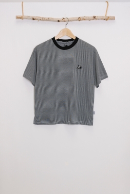 四角友里さんデザインの山シャツTシャツ入荷しました!! | 山と