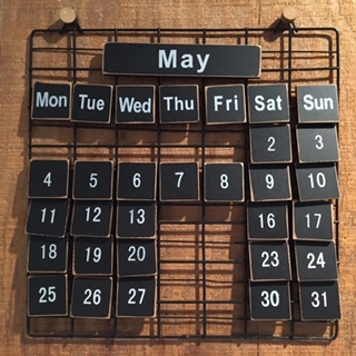 1118