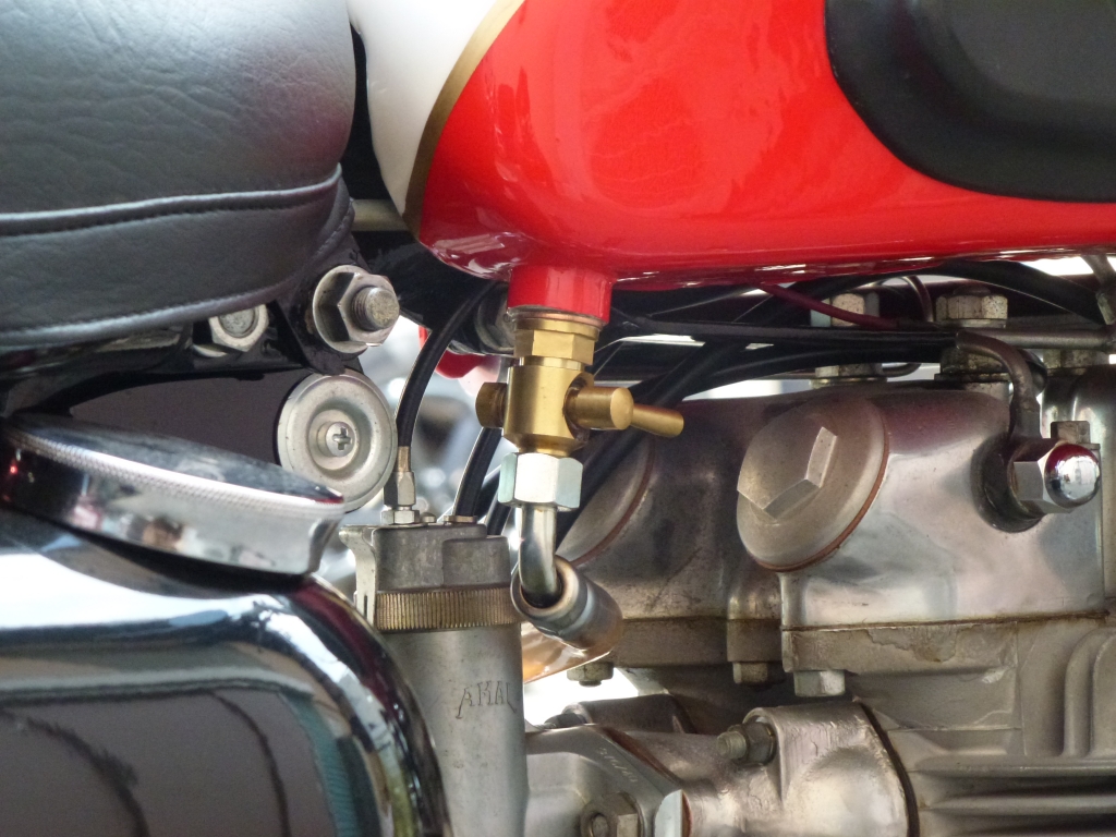 プチ報告 1960 TRIUMPH TR6/B 大阪府М氏その7 | NUNOBIKI CLASSICS