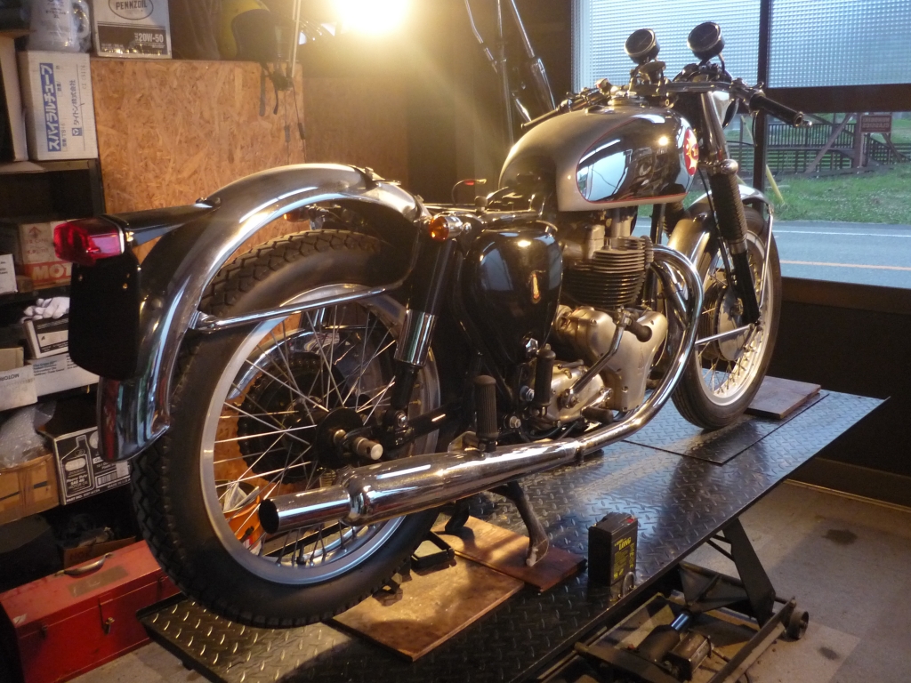 プチ報告その1「1963 BSA A10 Rocket Gold Star」 | NUNOBIKI