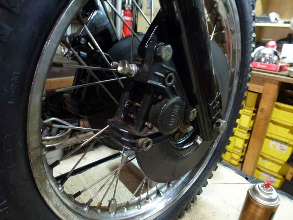 プチ報告その1「1985 HARRIS 750 BONNEVILLE NUNOBIKI SPECIAL」社内用
