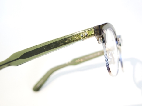 イエローズプラス Lon クリアブラウン サーモント 最終値下げ RUSSEL