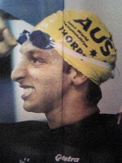 本日はプールです