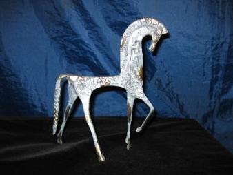 鉄の馬 | うみねこ博物館