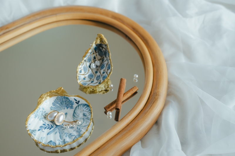 CHINAビンテージ 宝石箱 白翡翠 彫刻 魚 真鍮 葉 魚 装飾 木製 258 2F]ranbu企画展「人魚の宝石箱」 | ranbu