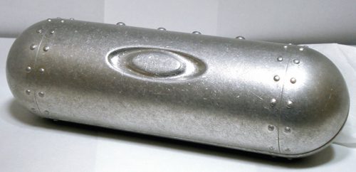 Oakleyオークリー 魚雷形 キーホルダー Oakleyオークリー 魚雷形 キーホルダー