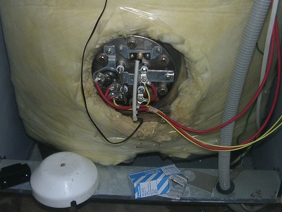 電気温水器ヒーター取替え | ！ ”おもいやる”住まいのホームドクター ！ 