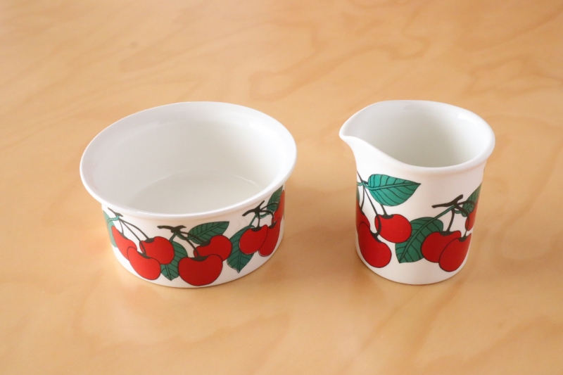 Arabiaアラビア/ Kirsikkaキルシッカ/クリーマー&シュガーボウル