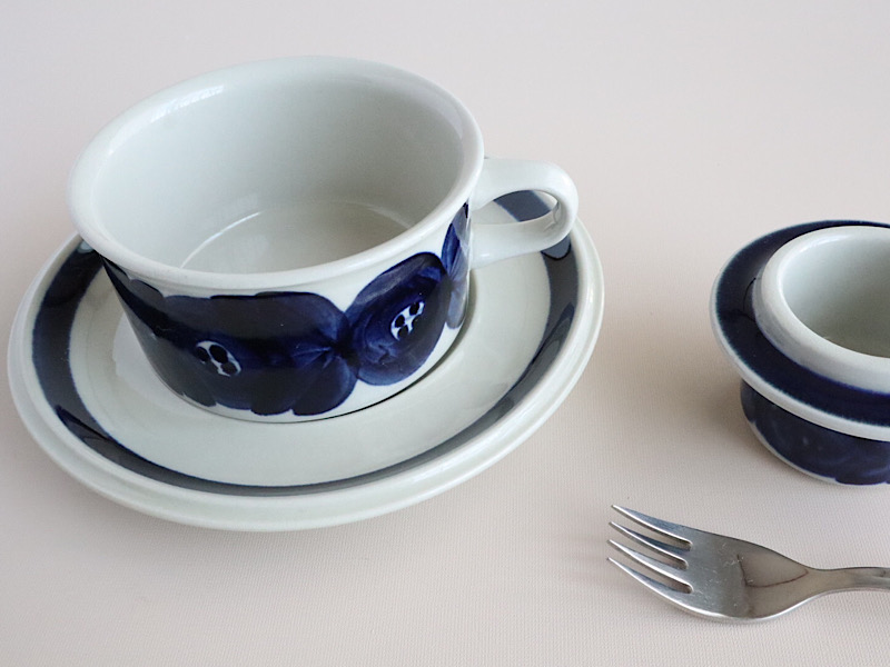 アラビア アネモネブルー 陶器 ボウル 花柄 ヴィンテージ アラビア アネモネブルー 陶器 ボウル 花柄 ヴィンテージ アラビア