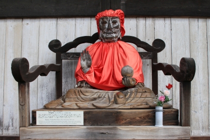 古都奈良の旅 名所めぐり その27 東大寺（4） 大仏殿諸仏 | 質素な