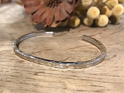 プラチナ製品 画像 Pt1000 純プラチナ バングル