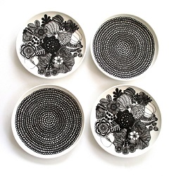 食器 画像 マリメッコ Marimekko シイルトラプータルハ プレート4ピースセット