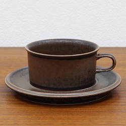食器 画像 アラビア ARABIA ルスカ Ruska カップ&ソーサー ブラウン